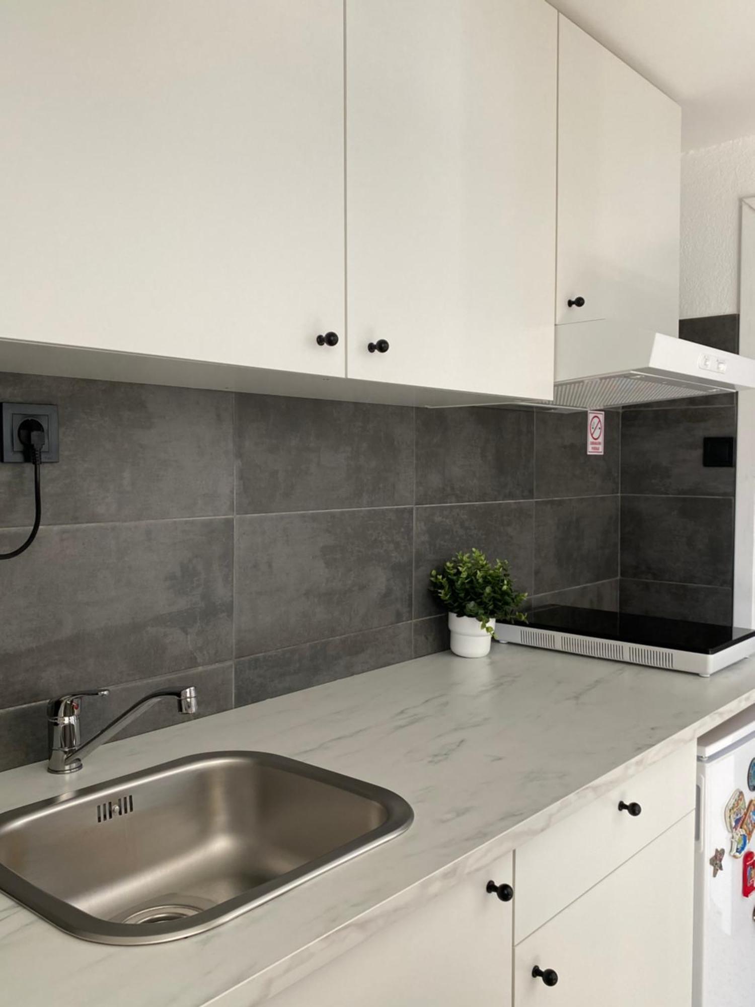 Studio Apartment Adrijana Zagreb Extérieur photo